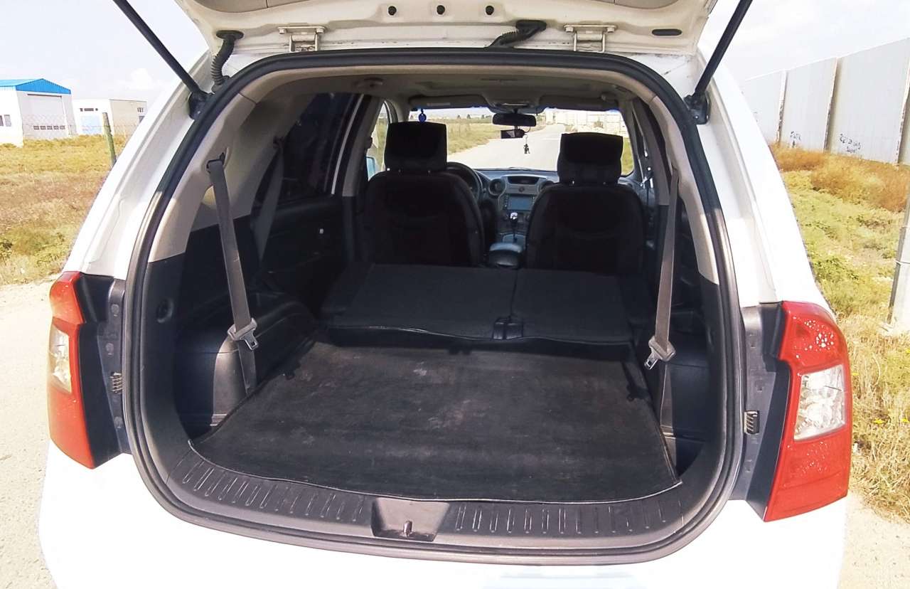 Kia Carens, 2008 il, 2.0 L, 203 000 km