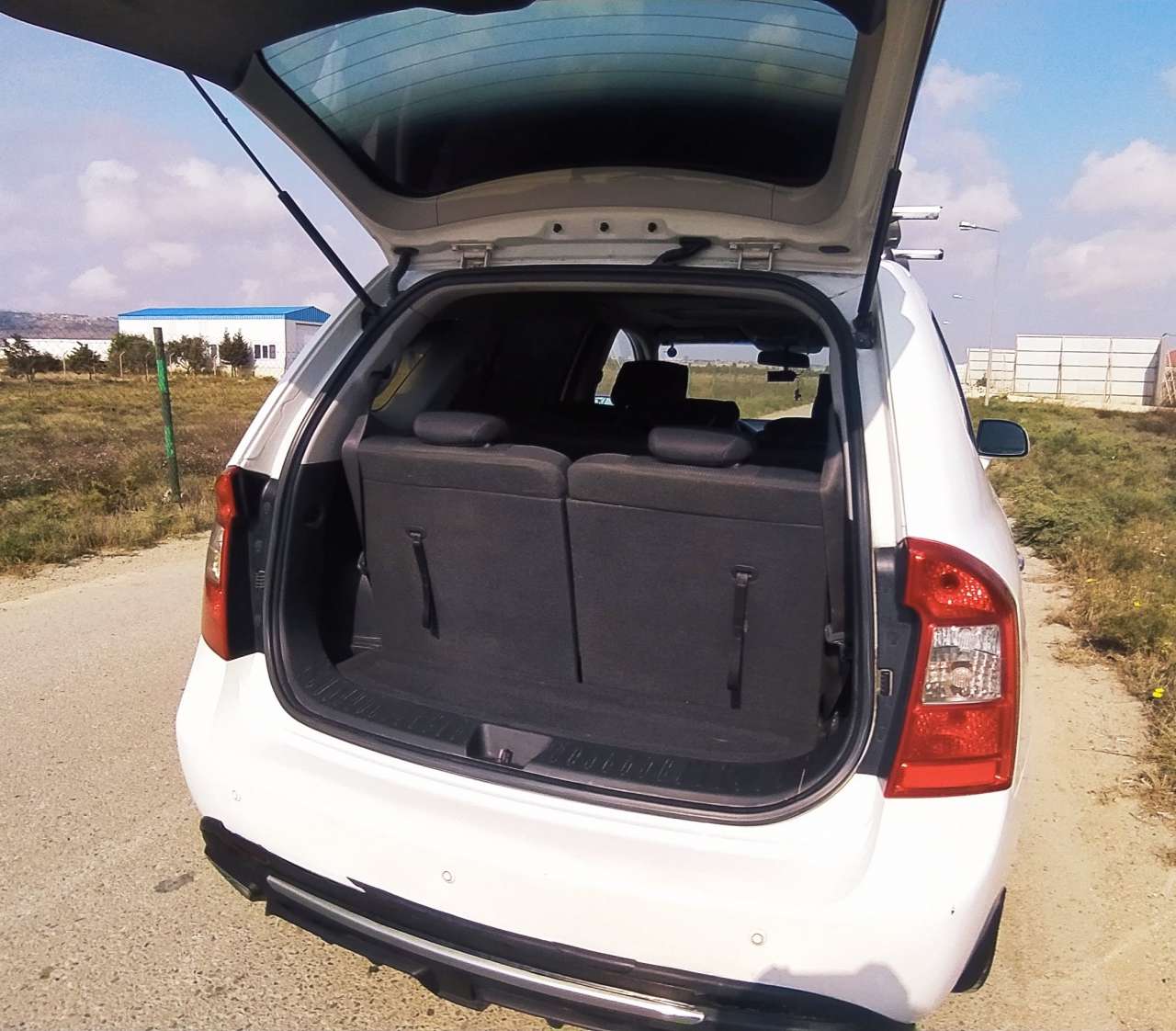Kia Carens, 2008 il, 2.0 L, 203 000 km