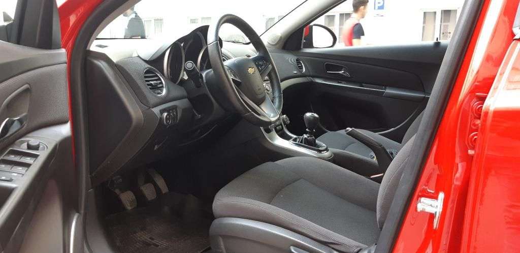 Chevrolet Cruze, 2016 il, 1.8 L, 62 000 km