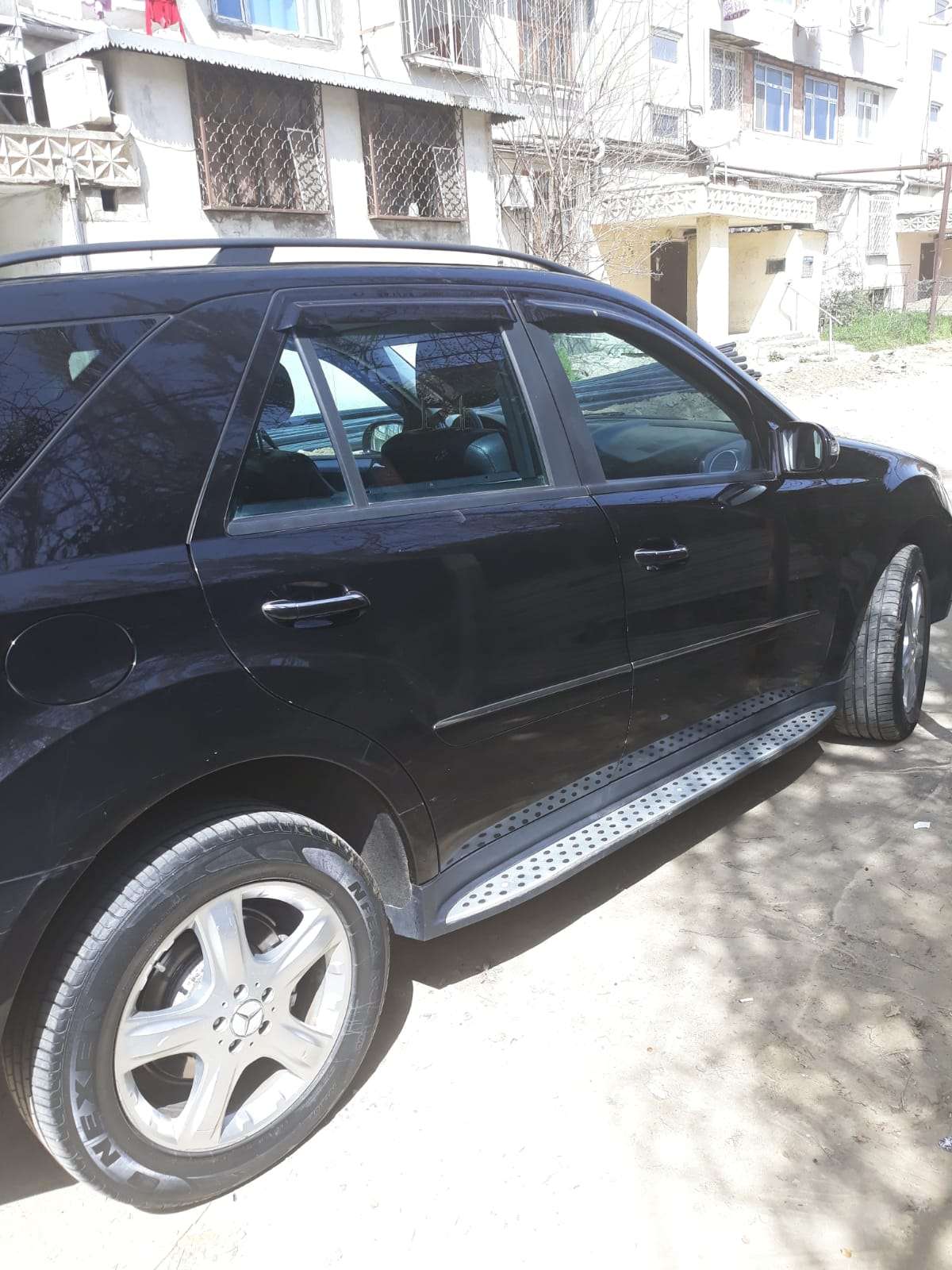 Mercedes ML 350, 2006 il, 3.5 L, 250 000 km