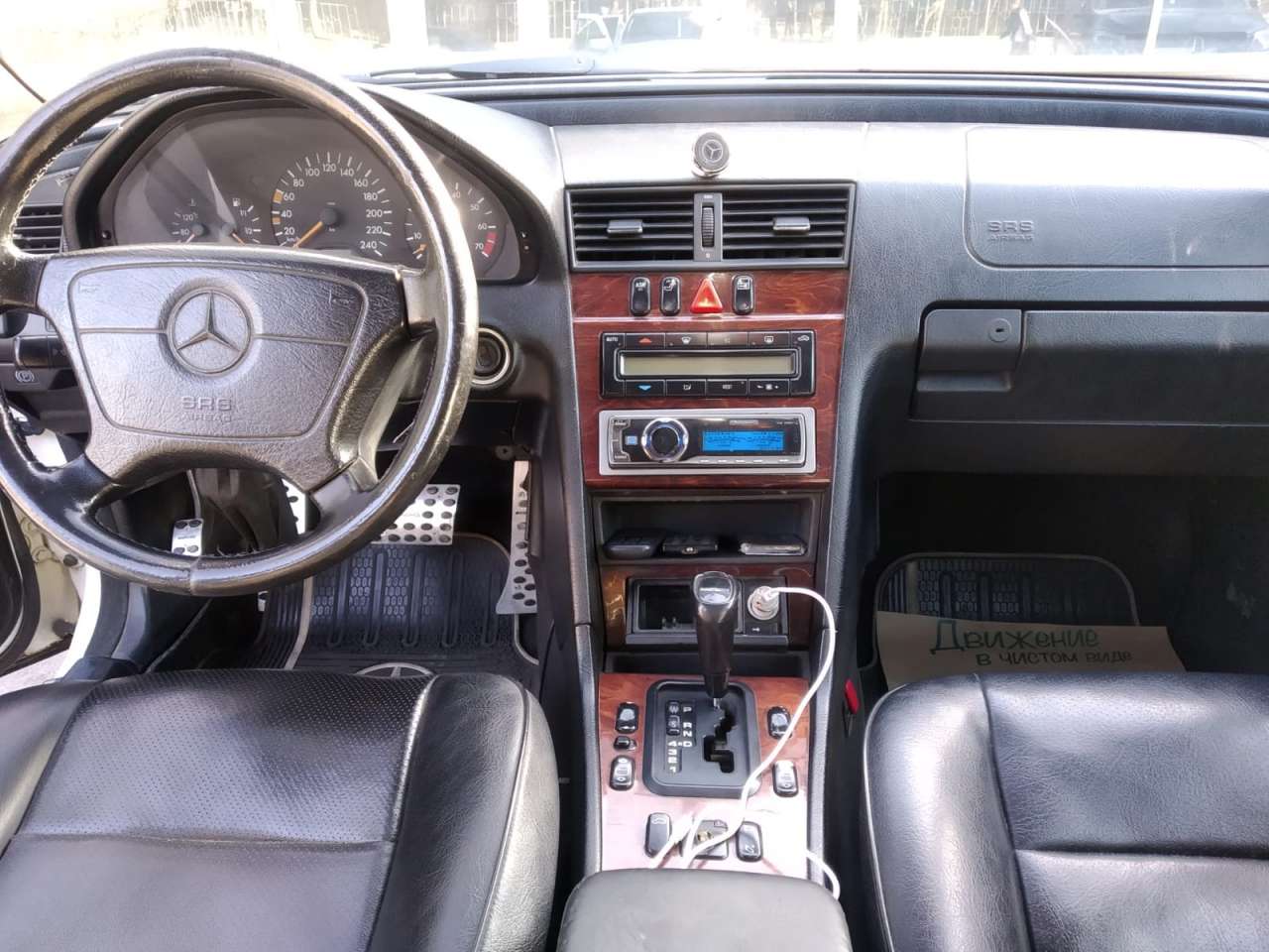 Mercedes C 200, 1998 il, 2.0 L, 430 000 km