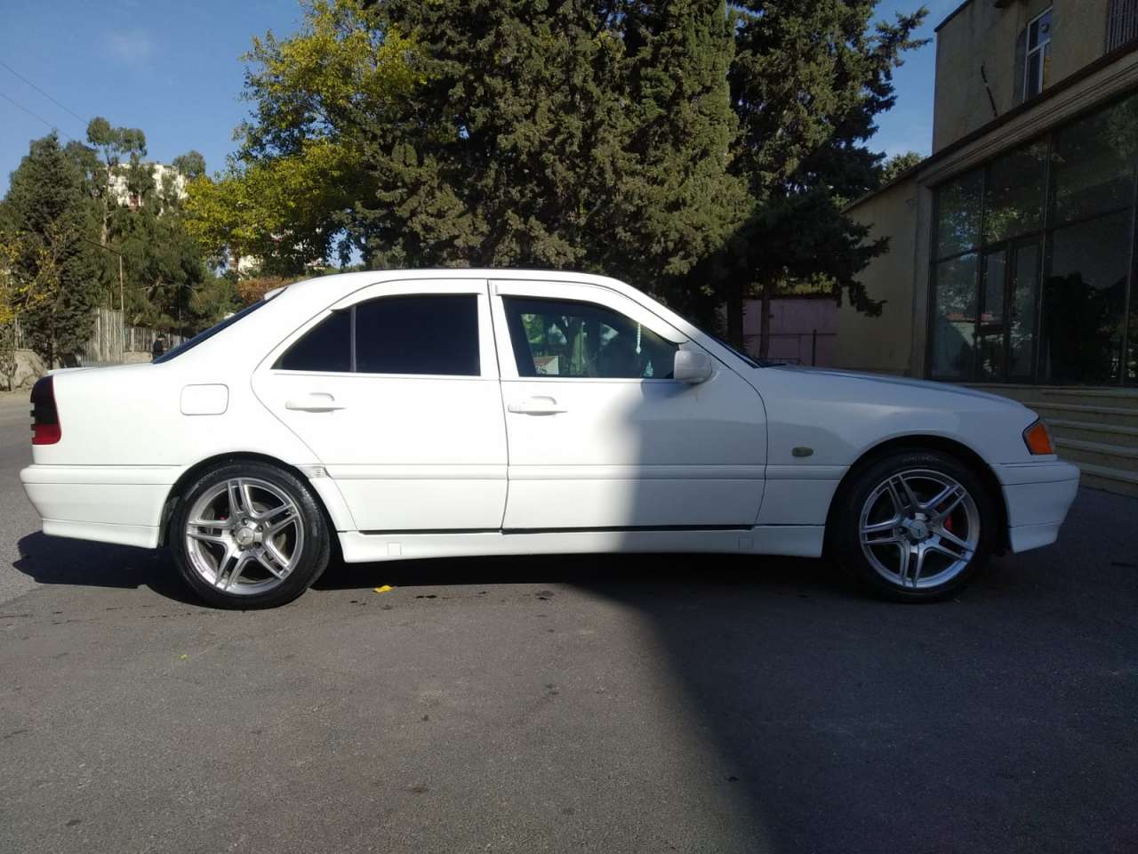 Mercedes C 200, 1998 il, 2.0 L, 430 000 km