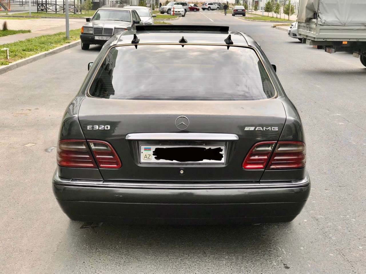 Mercedes E 320, 1997 il, 3.2 L, 327 802 km