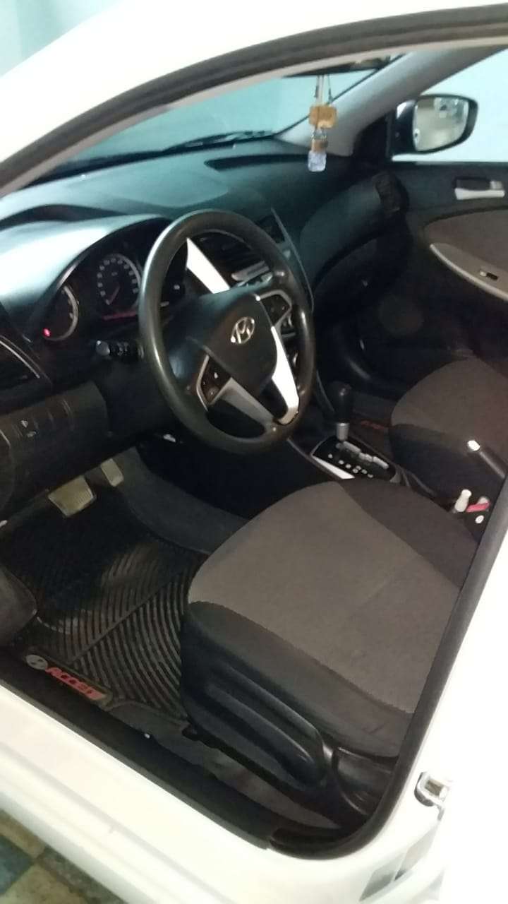Hyundai Accent, 2013 il, 1.6 L, 86 500 km
