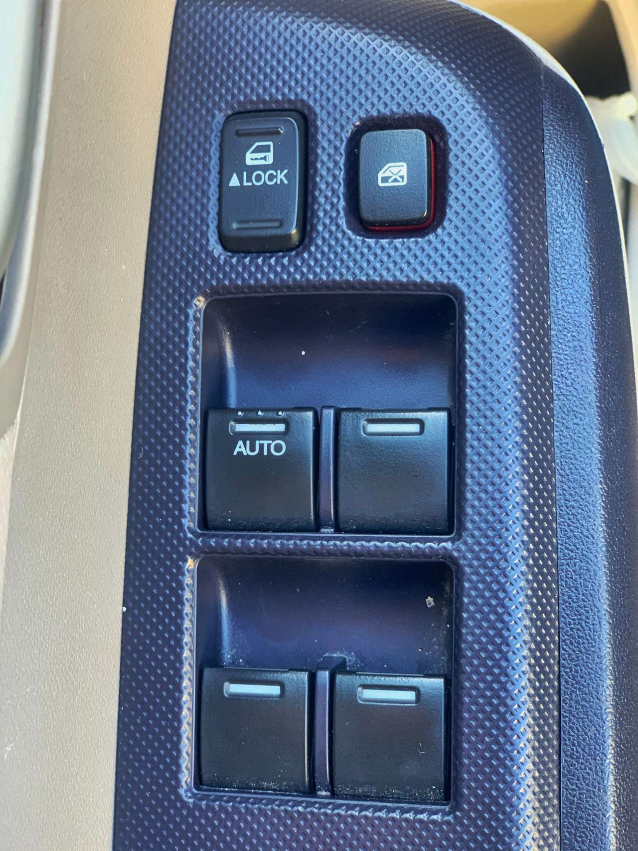 Honda Insight, 2010 il, 1.3 L, 212 000 km