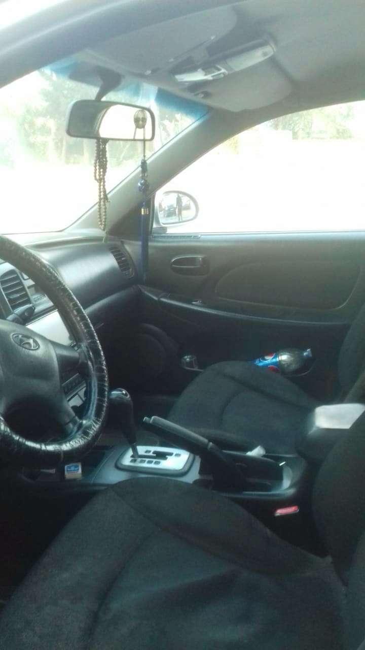 Hyundai Sonata, 2004 il, 2.0 L, 350 000 km