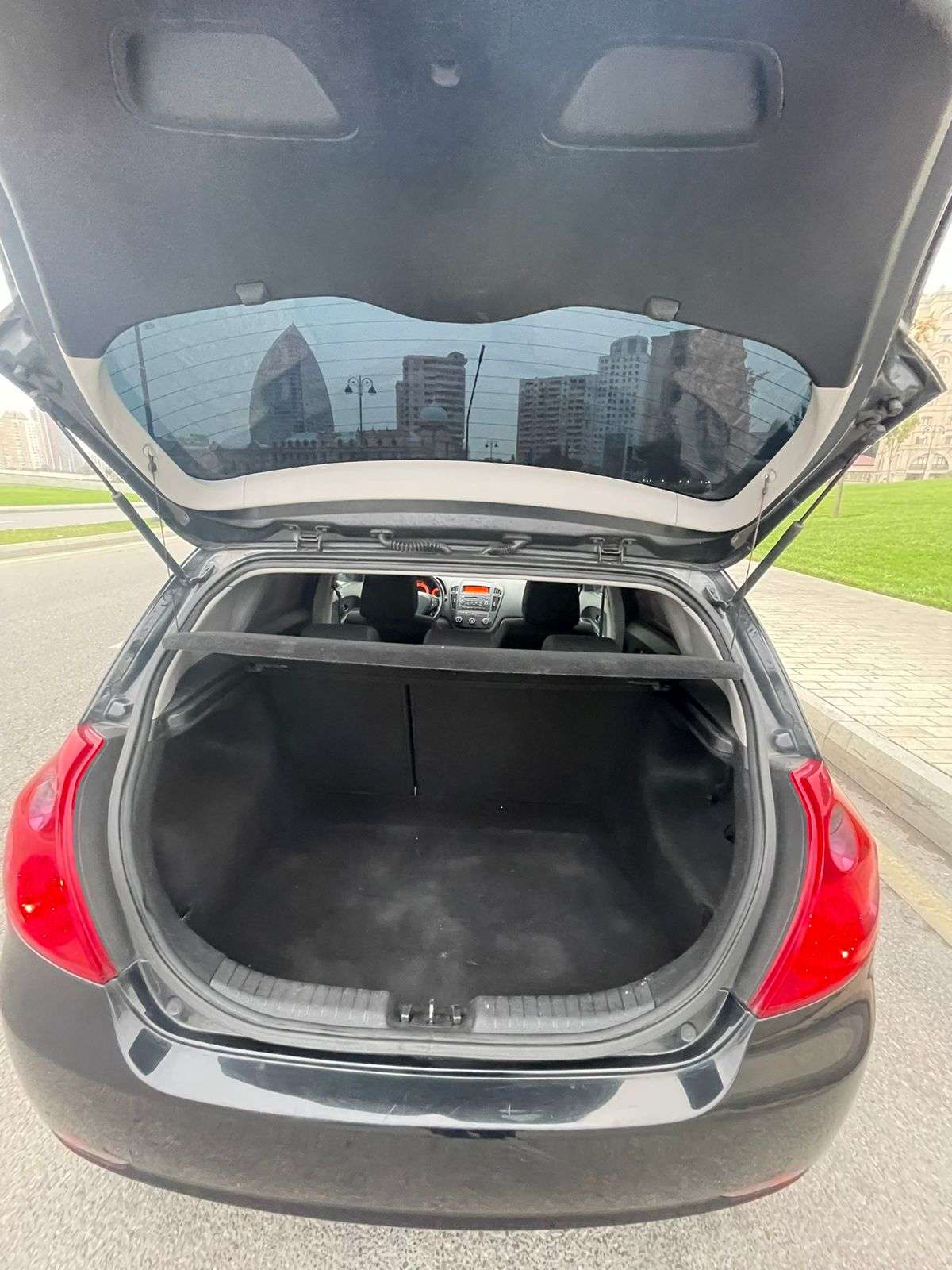 Kia Cee d, 2007 il, 1.6 L, 270 000 km