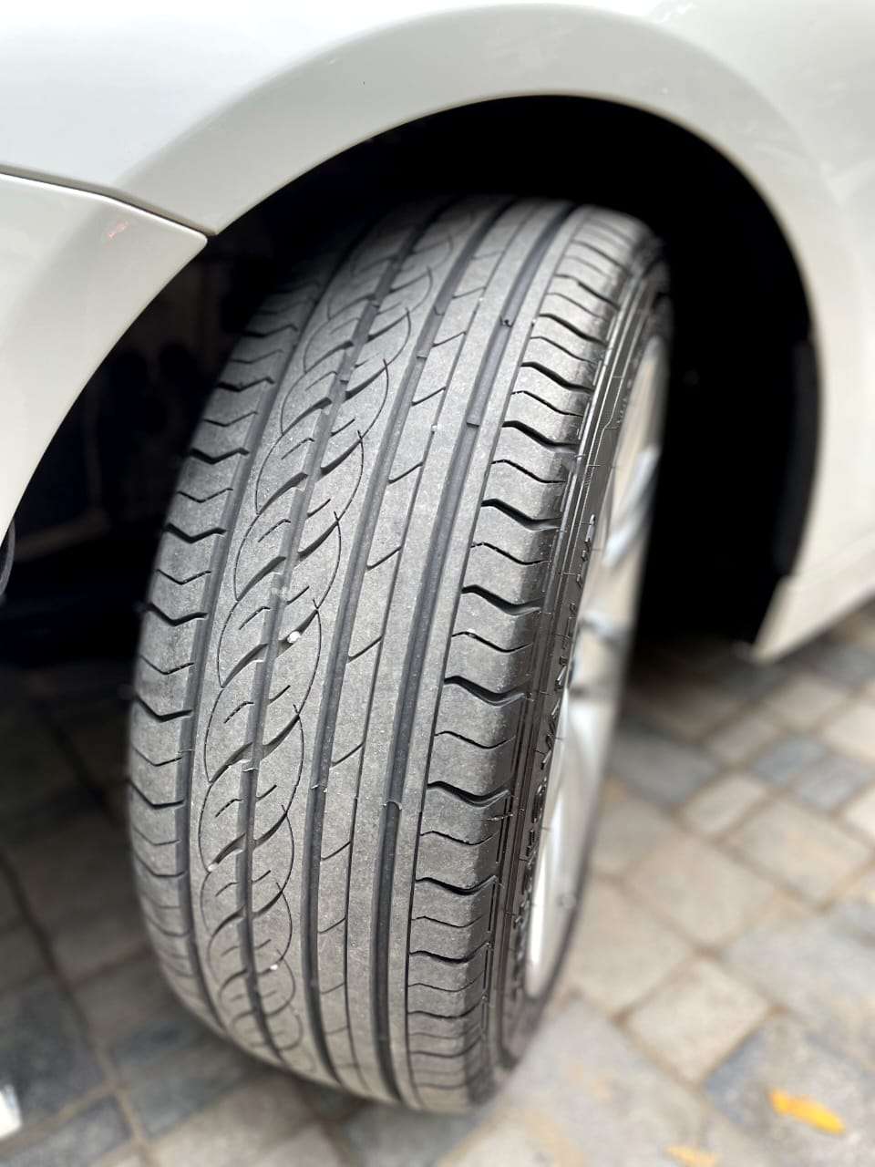BMW 320, 2014 il, 2.0 L, 223 000 km