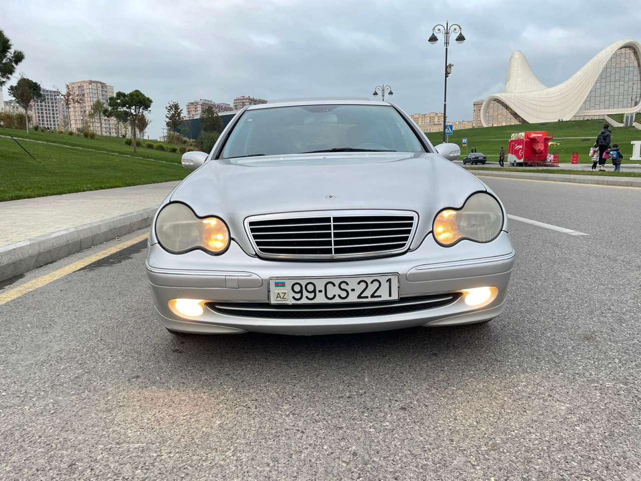Mercedes C 240, 2002 il, 2.6 L, 366 000 km