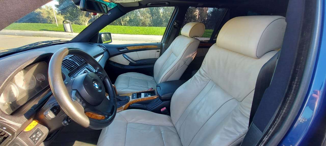 BMW X5, 2005 il, 4.8 L, 270 000 km