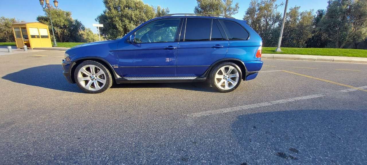 BMW X5, 2005 il, 4.8 L, 270 000 km