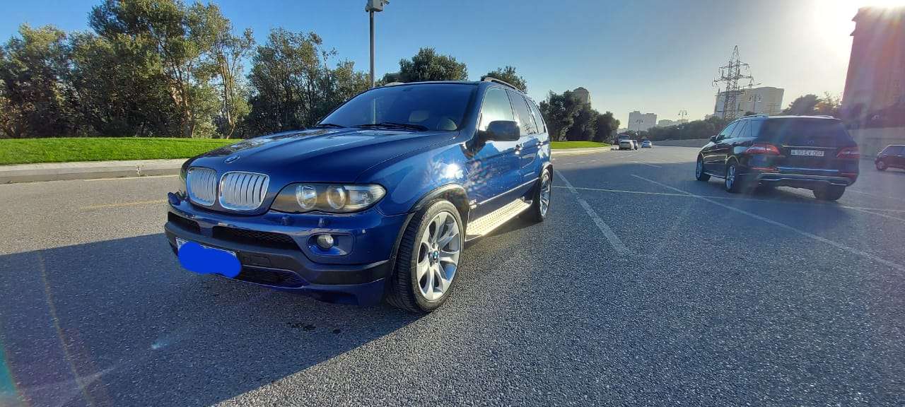 BMW X5, 2005 il, 4.8 L, 270 000 km