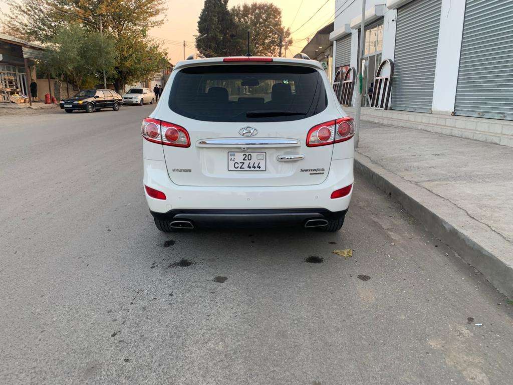 Hyundai Santa Fe, 2012 il, 2.4 L, 196 000 km
