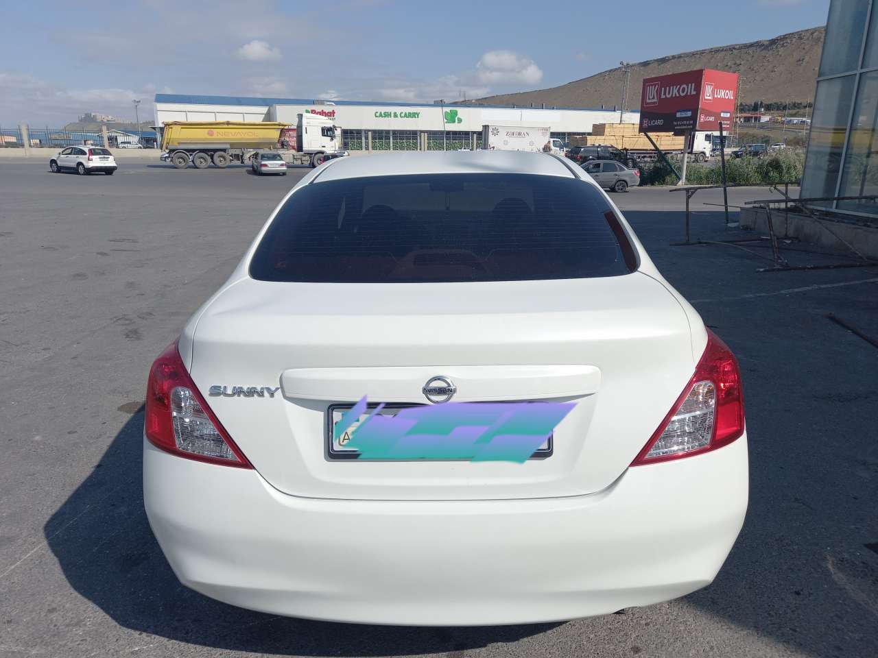 Nissan Sunny, 2012 il, 1.5 L, 170 000 km