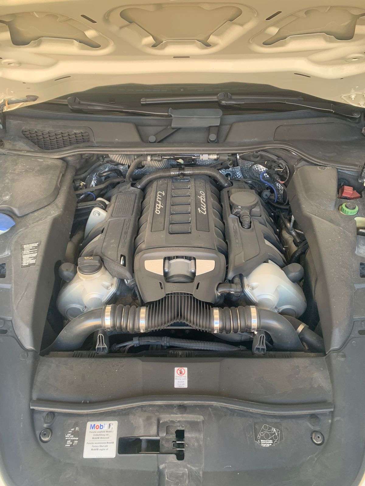 Porsche Cayenne, 2011 il, 4.8 L, 70 000 km