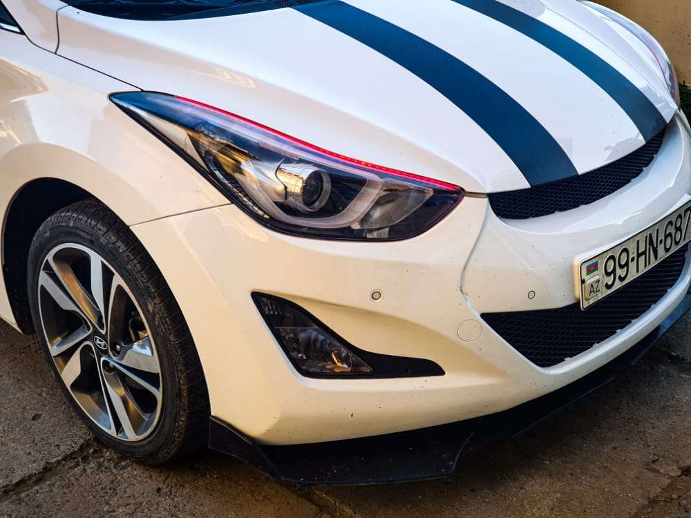 Hyundai Elantra, 2014 il, 1.8 L, 130 000 km