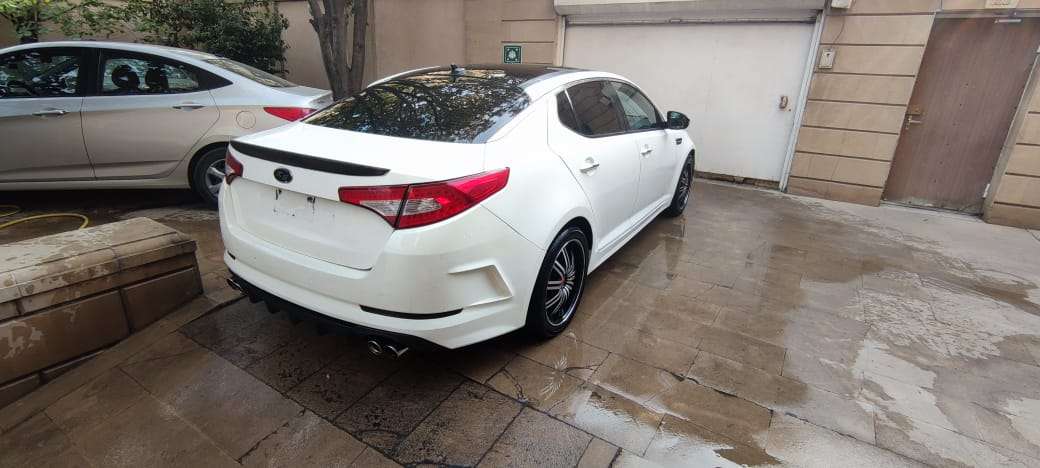 Kia Optima, 2011 il, 2.4 L, 126 000 km
