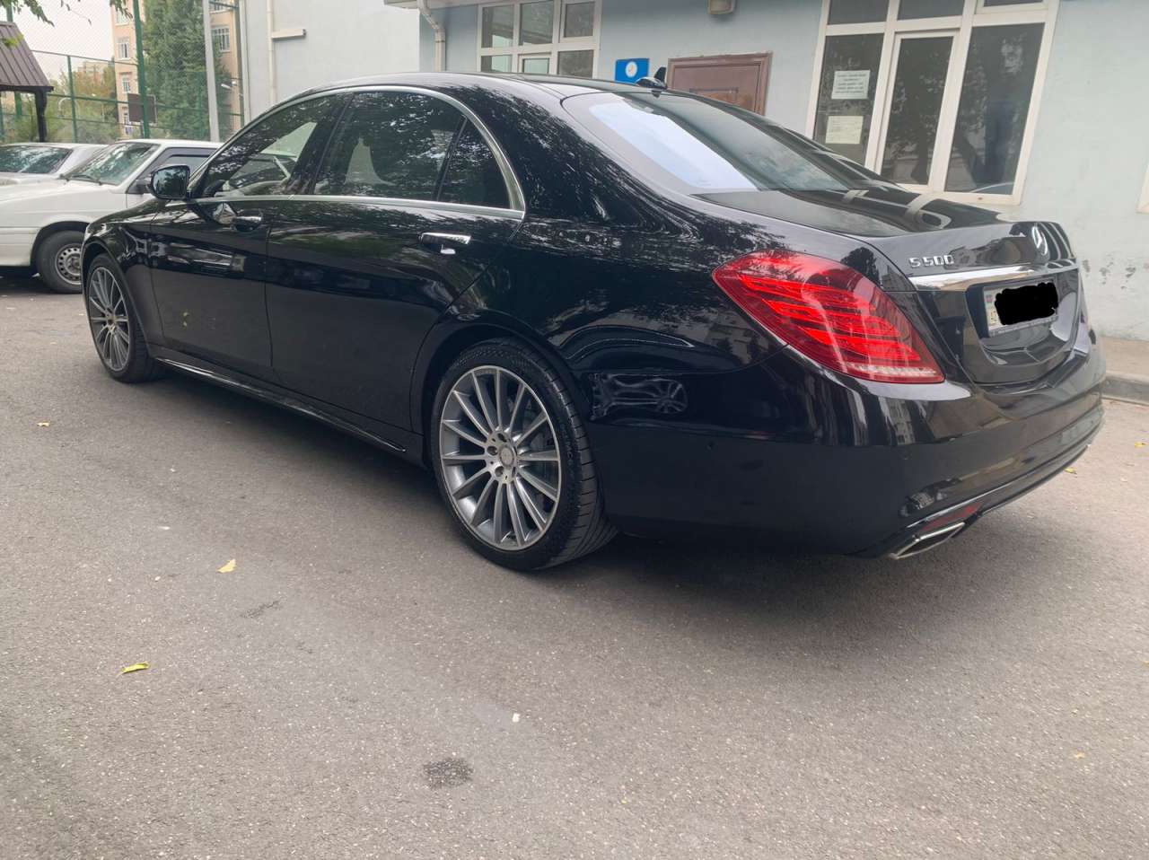 Mercedes S 500, 2015 il, 4.7 L, 180 000 km