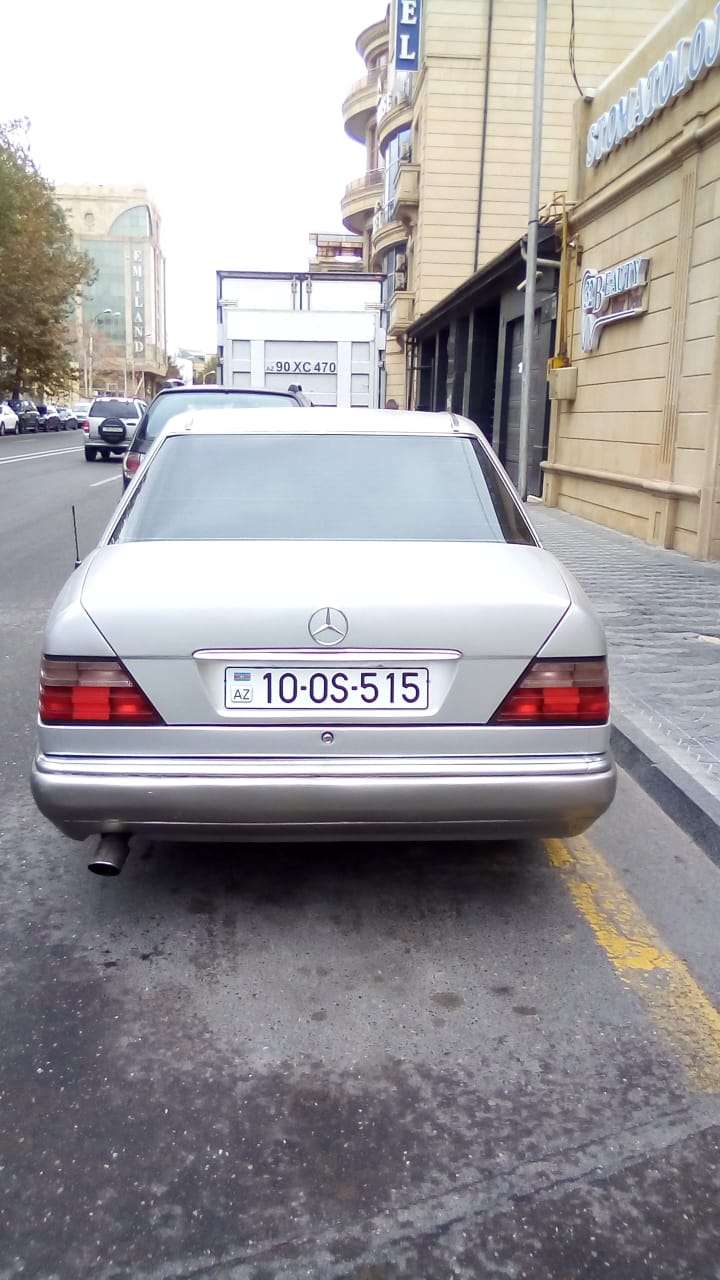 Mercedes E 220, 1995 il, 2.2 L, 350 000 km
