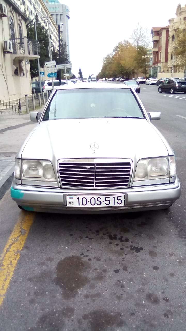 Mercedes E 220, 1995 il, 2.2 L, 350 000 km