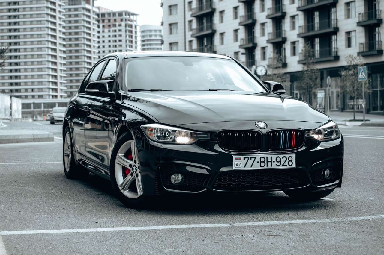 BMW 328, 2012 il, 2.0 L, 215 652 km