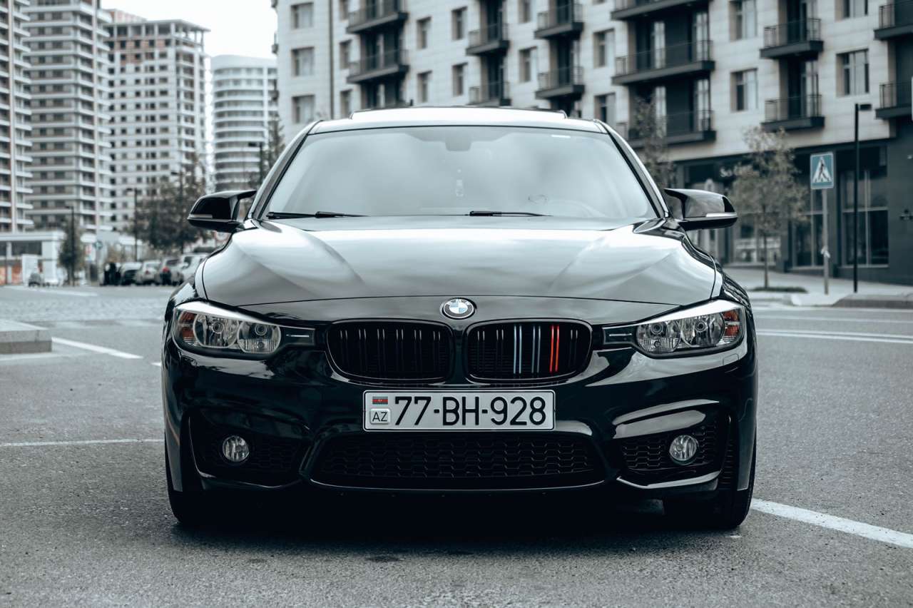 BMW 328, 2012 il, 2.0 L, 215 652 km