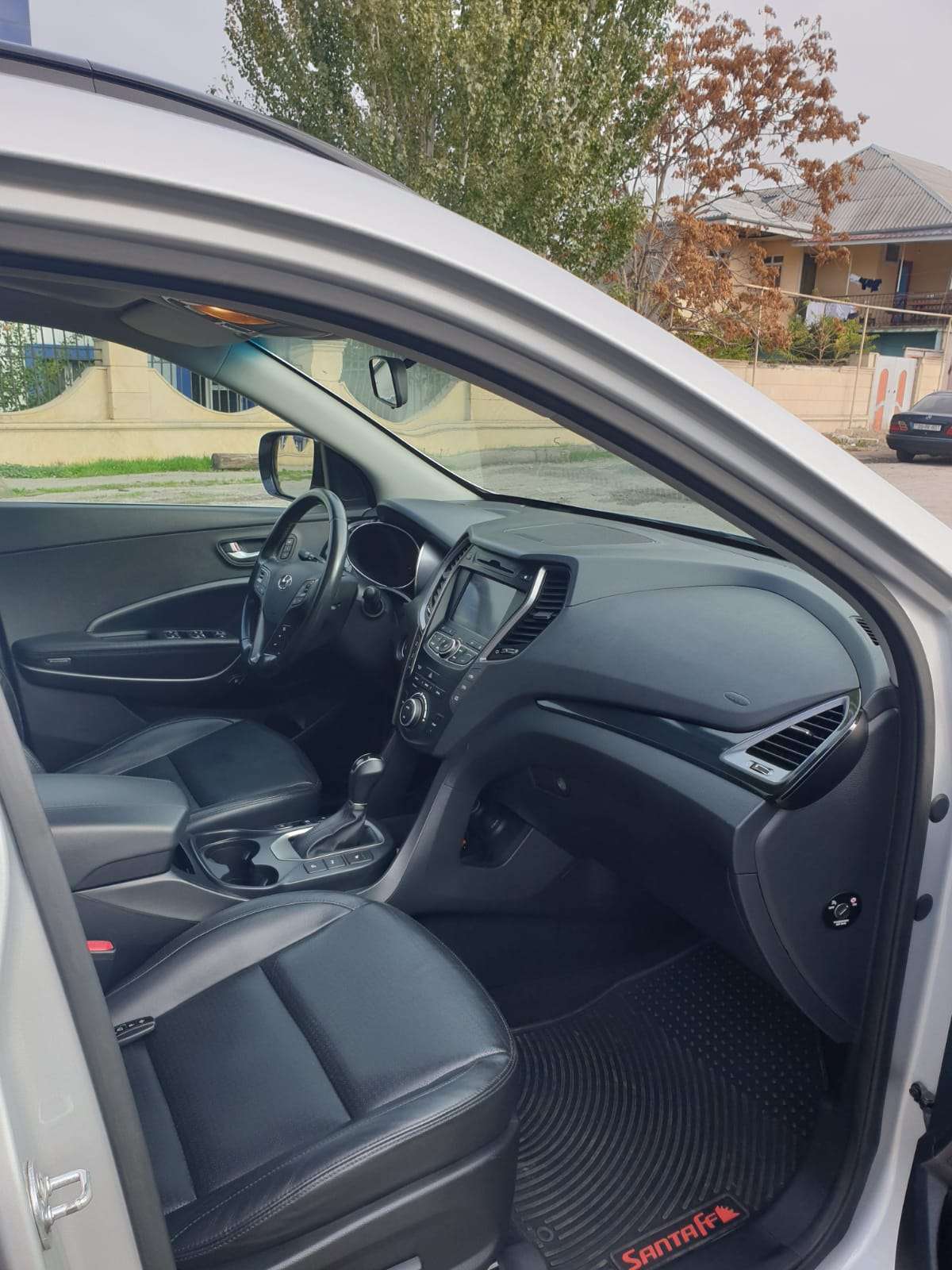 Hyundai Santa Fe, 2012 il, 2.4 L, 121 000 km