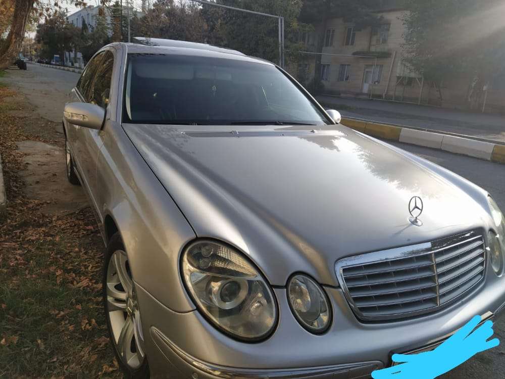 Mercedes E 240, 2002 il, 2.4 L, 382 567 km