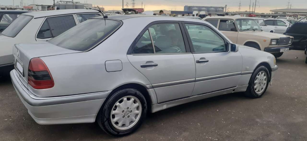 Mercedes C 220, 1998 il, 2.2 L, 460 000 km