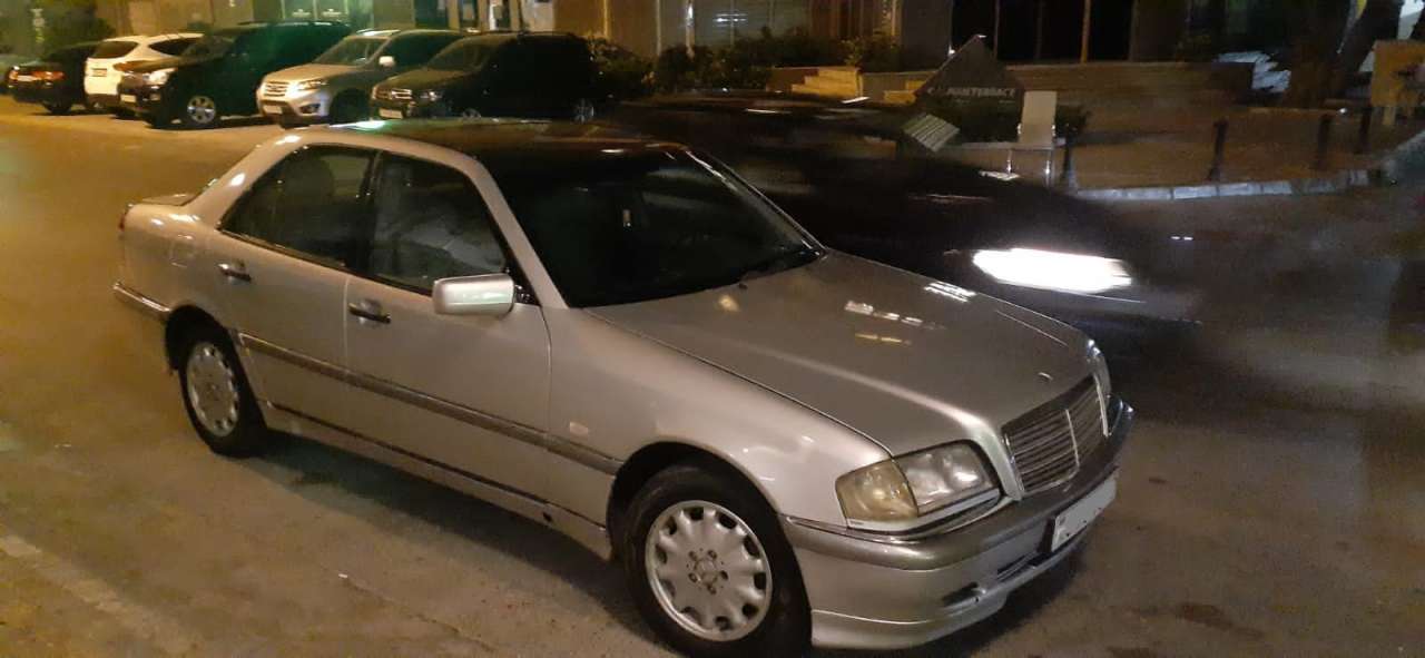 Mercedes C 220, 1998 il, 2.2 L, 460 000 km