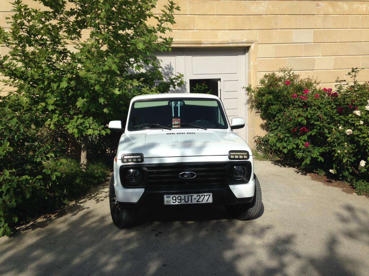 LADA (VAZ) Niva, 2015 il, 1.7 L, 15 000 km