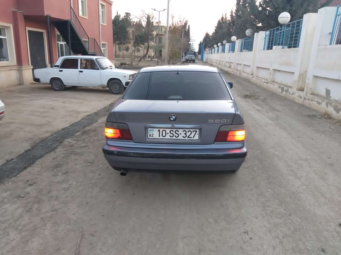 BMW 320, 1996 il, 2.0 L, 395 716 km