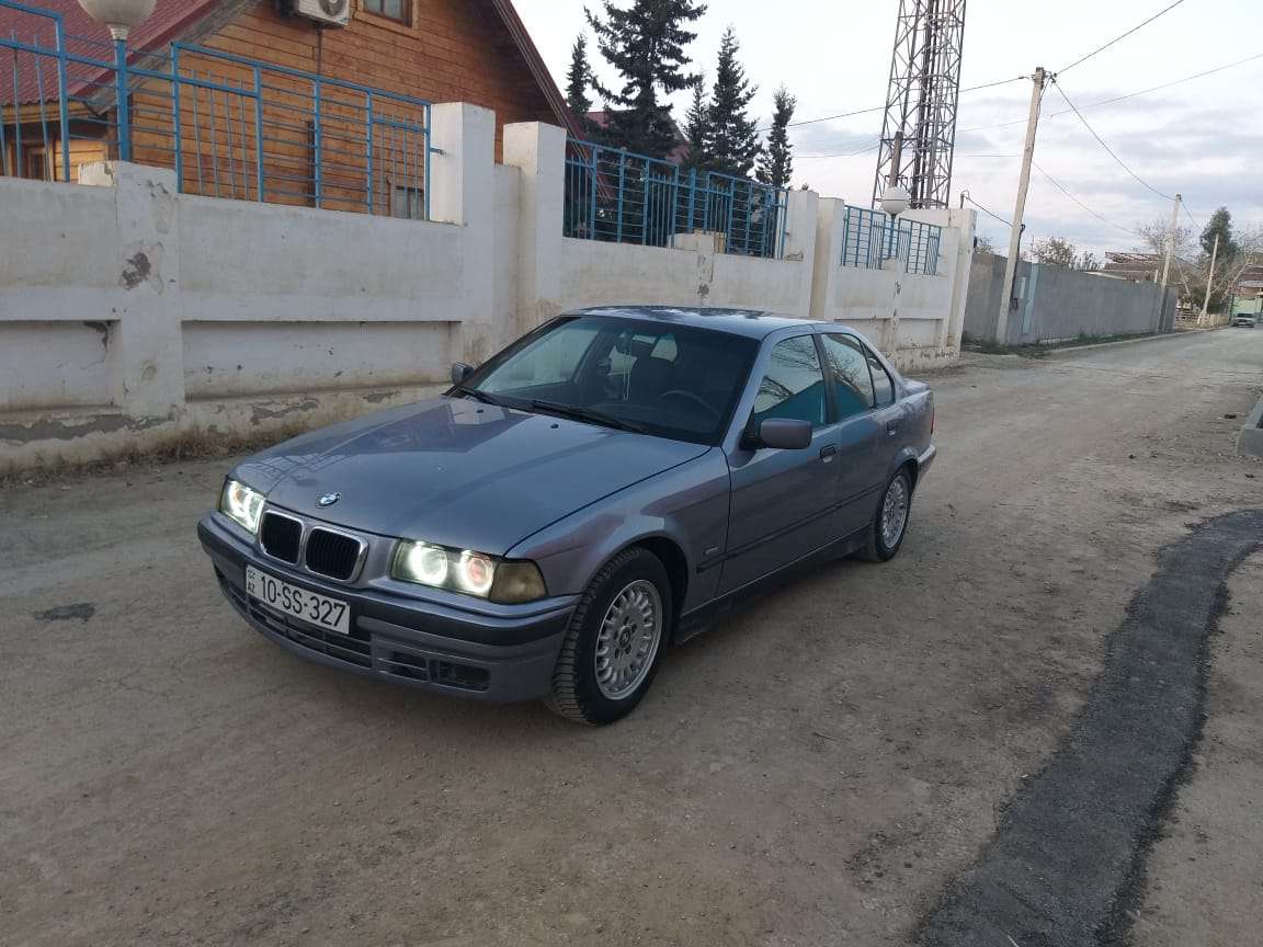 BMW 320, 1996 il, 2.0 L, 395 716 km