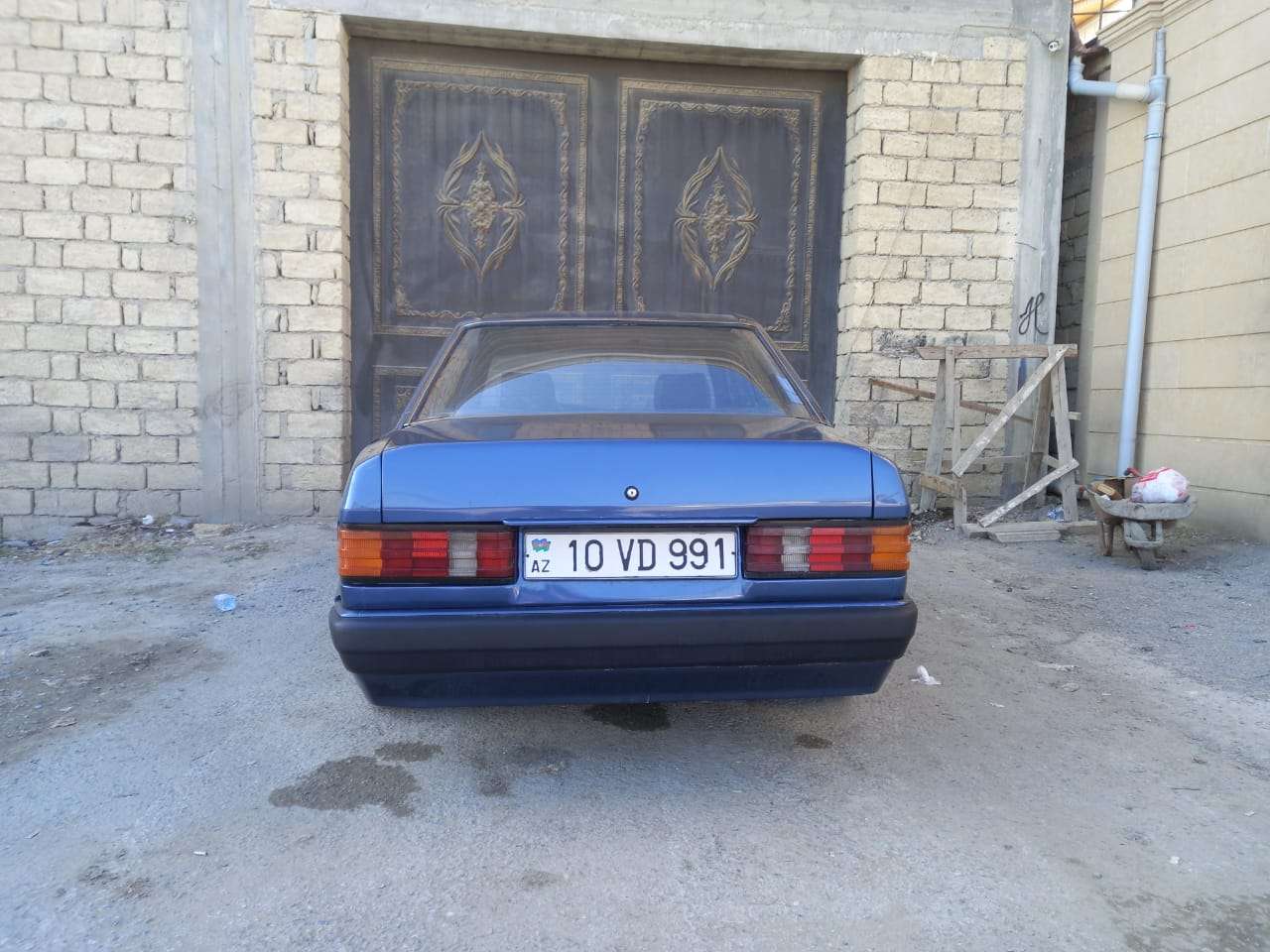 Mercedes 190, 1991 il, 2.0 L, 350 000 km