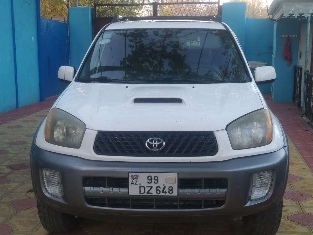 Toyota RAV4, 2003 il, 2.0 L, 350 000 km