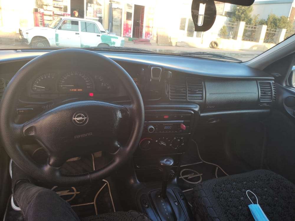 Opel Vectra, 1999 il, 1.6 L, 412 000 km