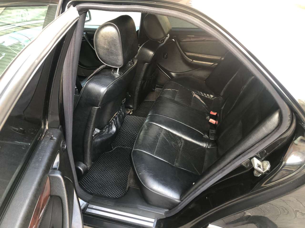 Mercedes C 230, 1999 il, 2.3 L, 286 000 km