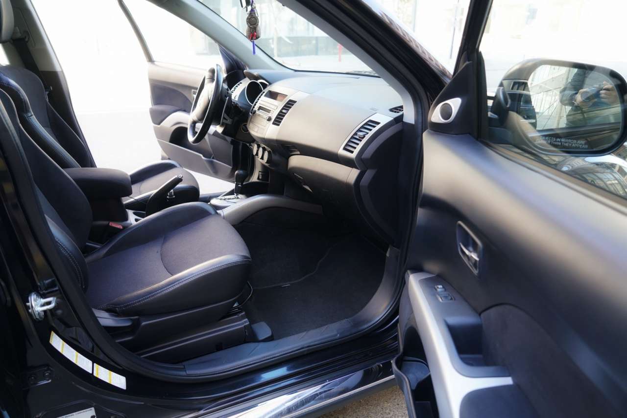 Mitsubishi Outlander, 2008 il, 2.4 L, 143 000 km