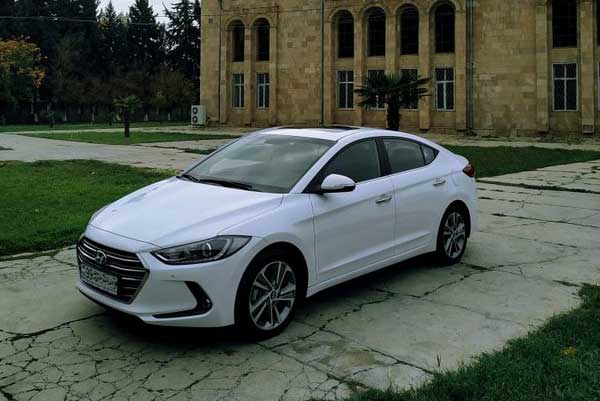 Hyundai Elantra, 2018 il, 2.0 L, 39 000 km