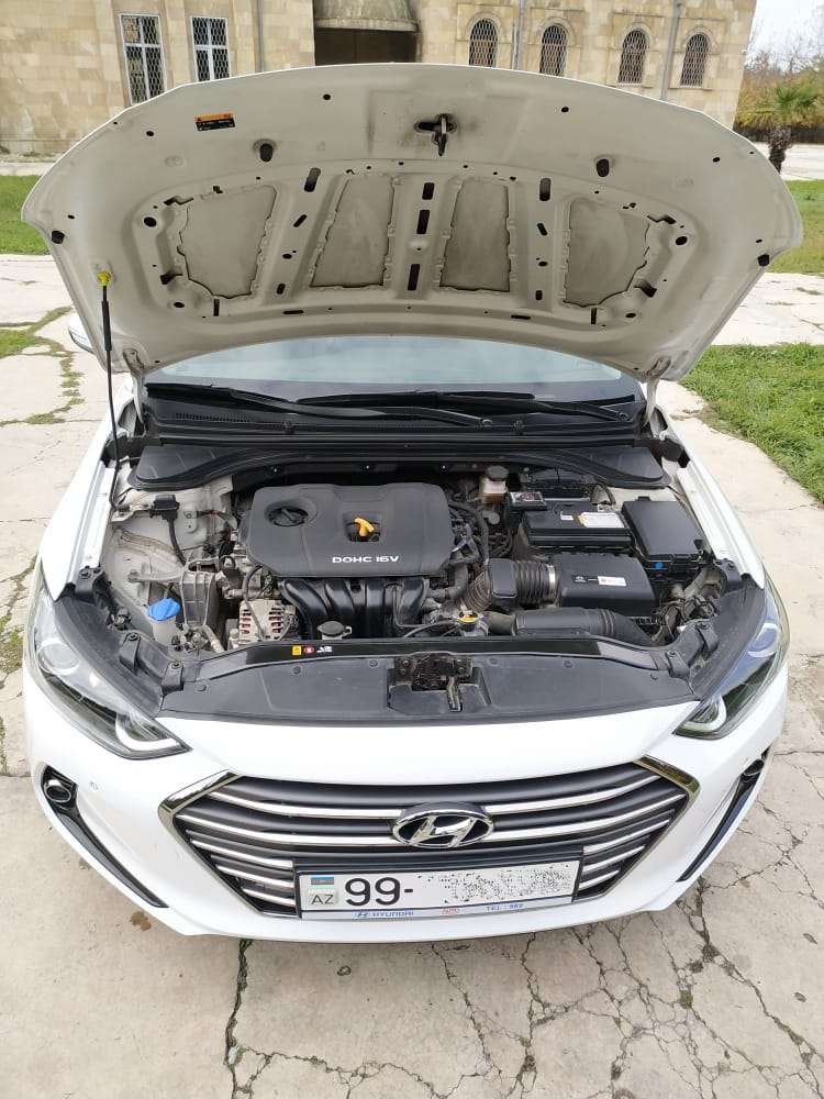 Hyundai Elantra, 2018 il, 2.0 L, 39 000 km