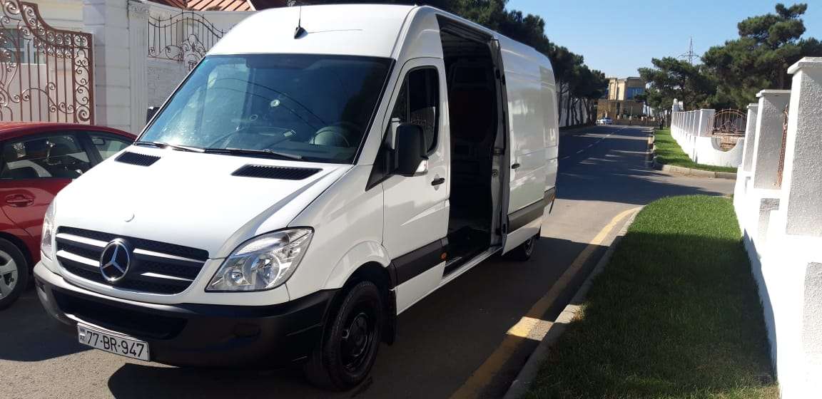 Mercedes Sprinter 208, 2007 il, 2.2 L, 328 050 km