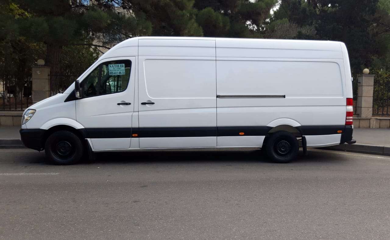 Mercedes Sprinter 208, 2007 il, 2.2 L, 328 050 km
