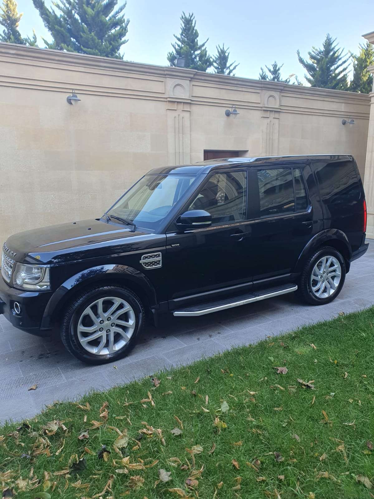 Land Rover Discovery, 2015 il, 3.0 L, 84 000 km