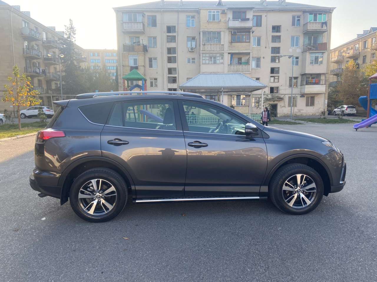 Toyota RAV4, 2018 il, 2.0 L, 83 000 km