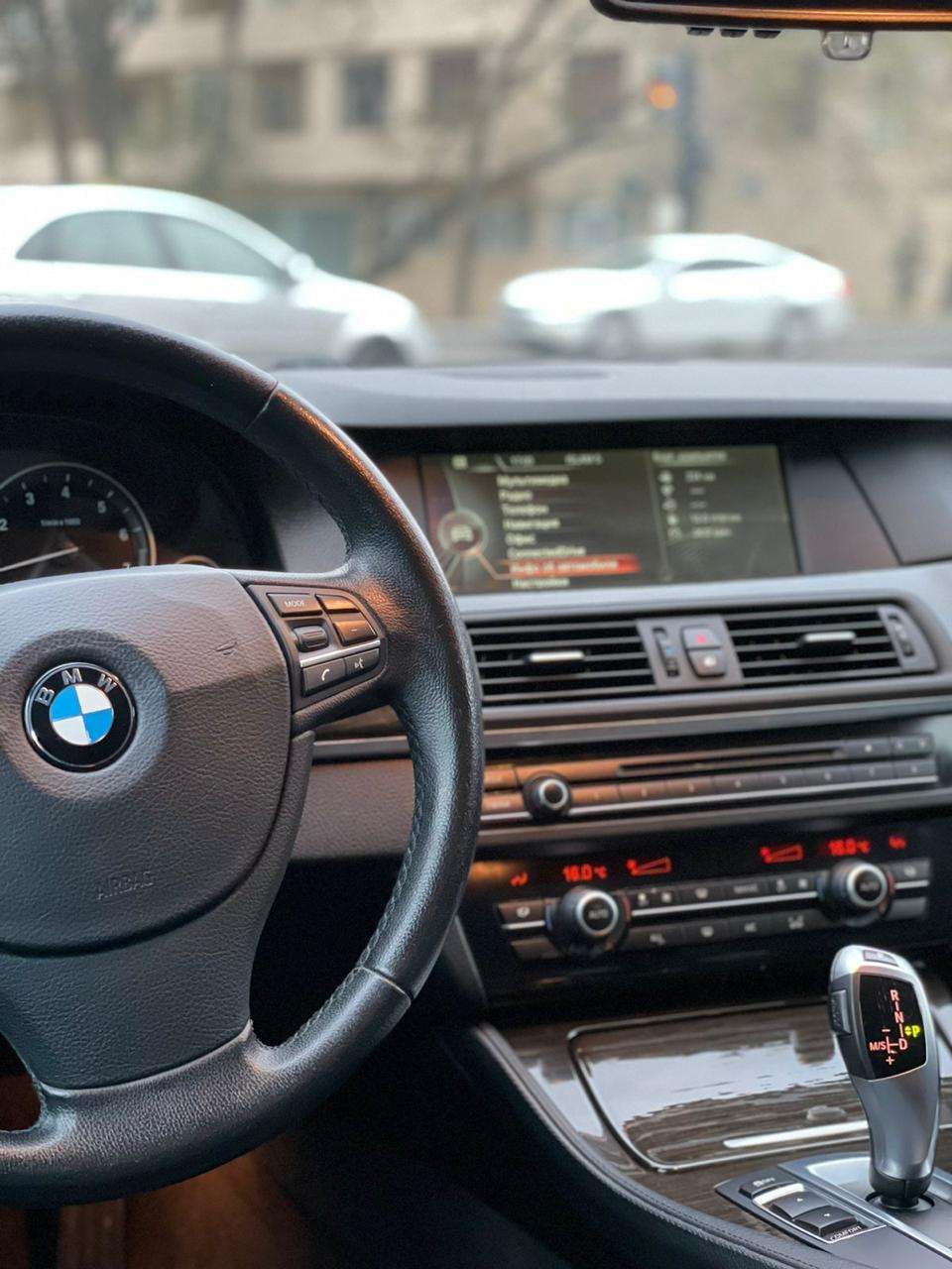 BMW 528, 2012 il, 2.0 L, 82 000 km