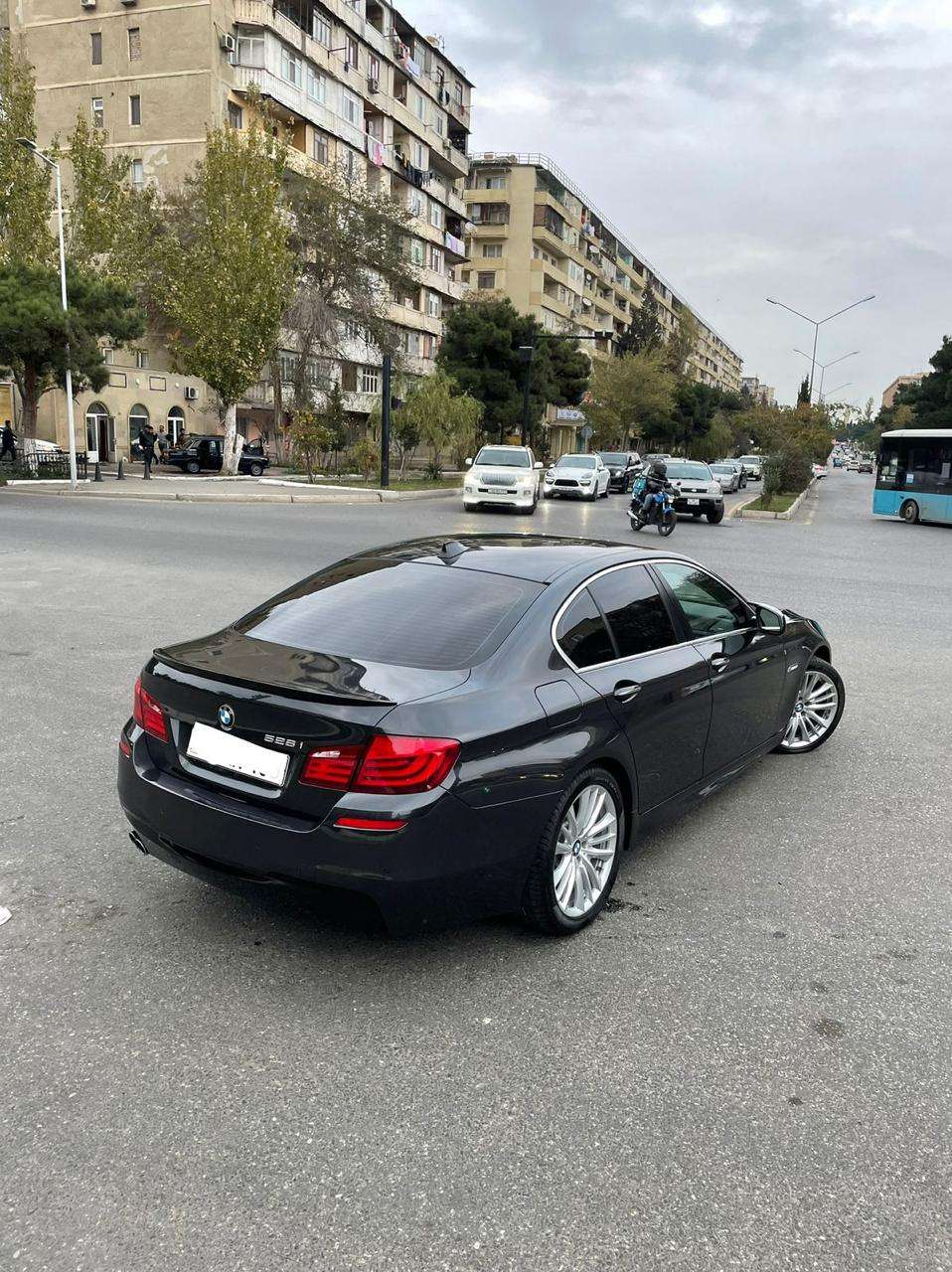 BMW 528, 2012 il, 2.0 L, 82 000 km