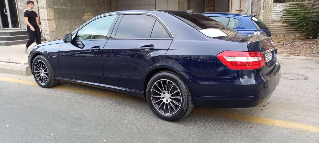Mercedes E 220, 2011 il, 2.2 L, 169 000 km