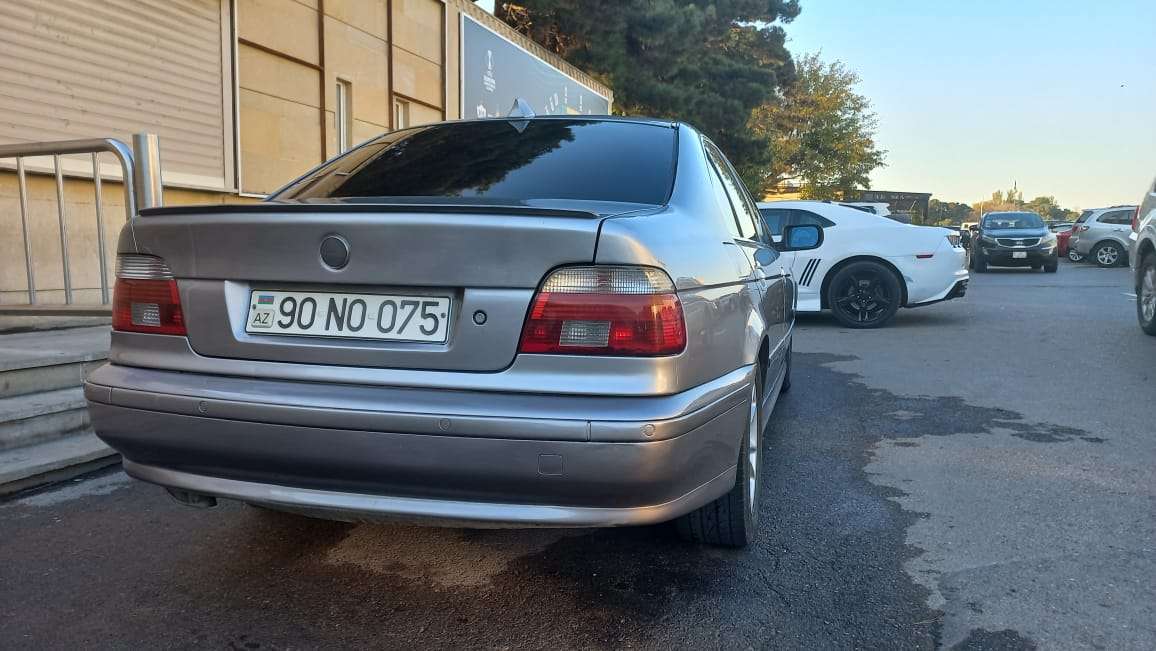 BMW 530, 2002 il, 3.0 L, 260 000 km