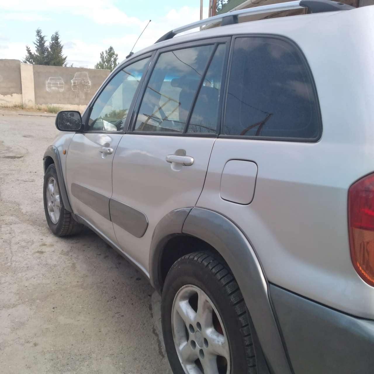 Toyota RAV4, 2002 il, 2.4 L, 100 000 km