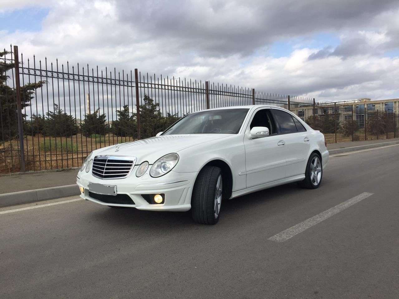 Mercedes E 350, 2008 il, 3.5 L, 278 000 km